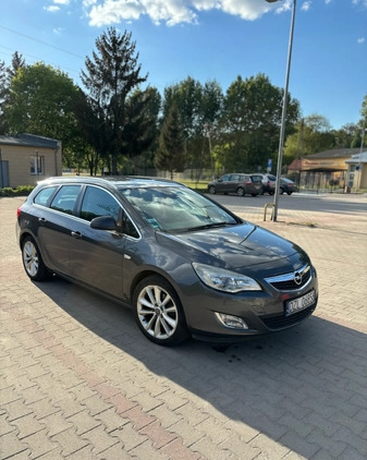 Opel Astra cena 18900 przebieg: 335000, rok produkcji 2012 z Złotoryja małe 106